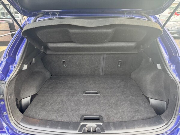 Used Nissan Qashqai 2014 for sale - 76126385: Photo 17