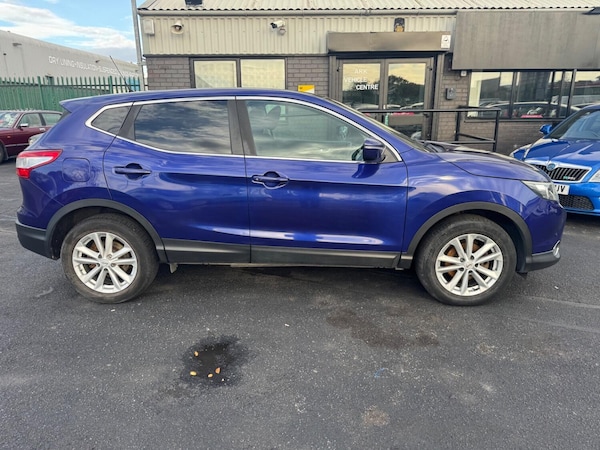 Used Nissan Qashqai 2014 for sale - 76126385: Photo 2