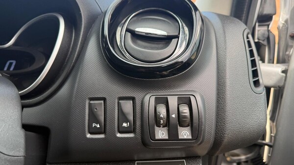 Used Vauxhall Vivaro 2017 for sale - 74232551: Photo 11
