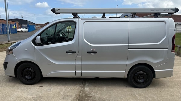 Used Vauxhall Vivaro 2017 for sale - 74232551: Photo 6