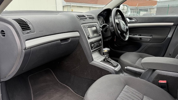 Used Skoda Octavia 2010 for sale - 75604143: Photo 12