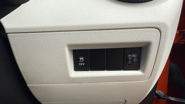 Used Suzuki Ignis 2017 for sale - 75079477: Photo 14