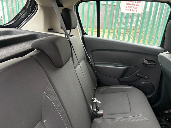 Used Dacia Sandero 2017 for sale - 74232535: Photo 12