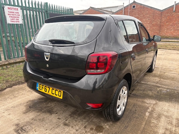 Used Dacia Sandero 2017 for sale - 74232535: Photo 7