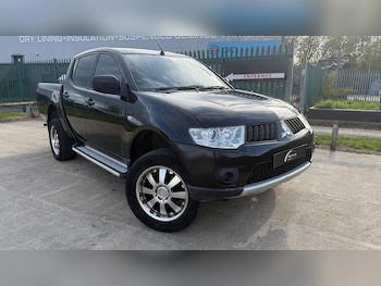 Mitsubishi - L200
