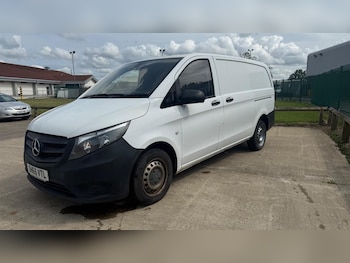 Used Mercedes-Benz Vito 2015 for sale - 76793130: Photo