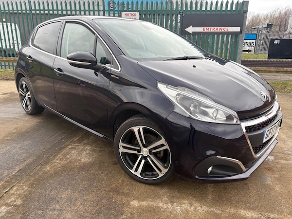 Used Peugeot 208 2017 for sale - 74232532: Photo 1