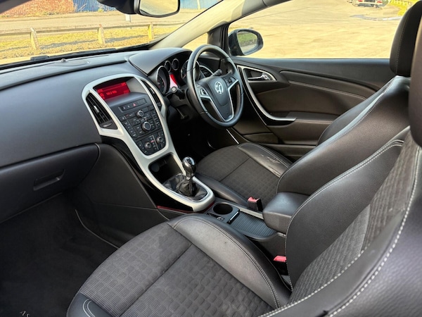 Used Vauxhall Astra GTC 2012 for sale - 74232538: Photo 13