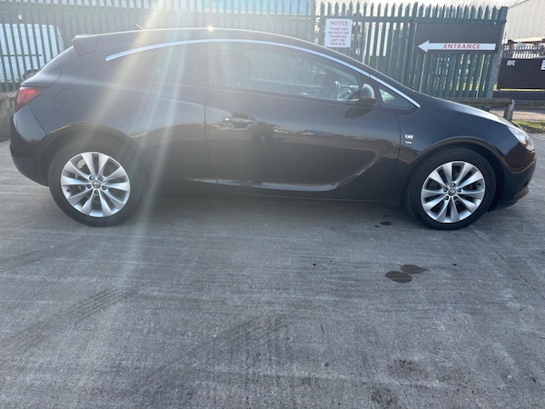 Used Vauxhall Astra GTC 2012 for sale - 74232538: Photo 3