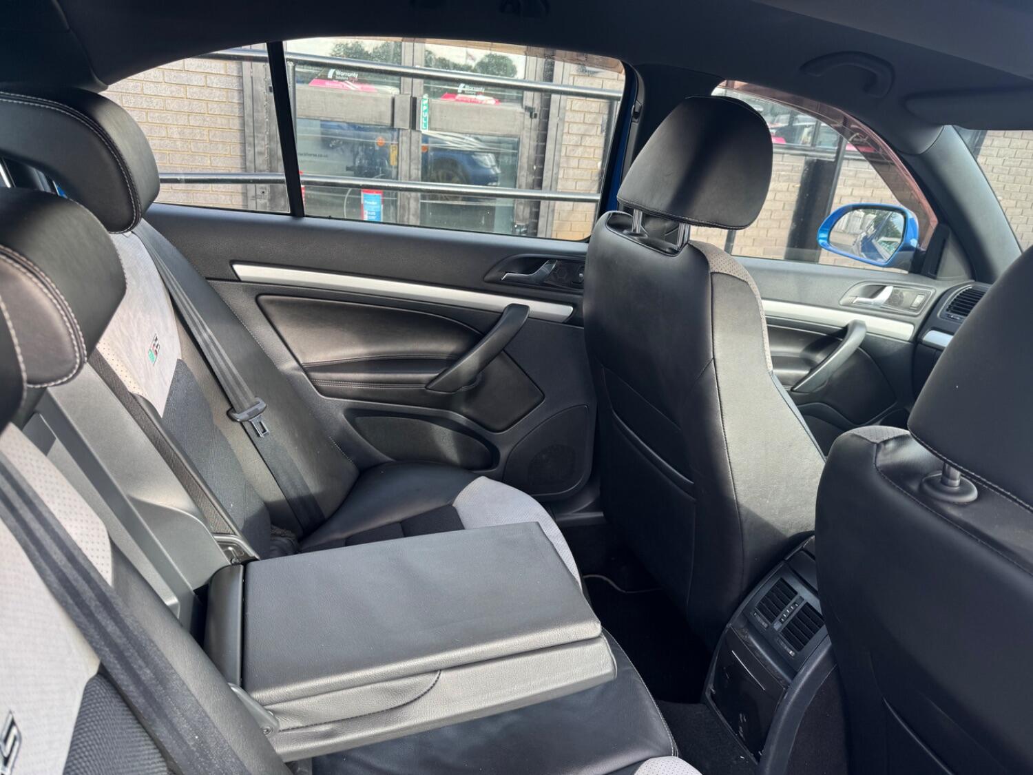 Used Skoda Octavia 2010 for sale - 76128899: Photo 5