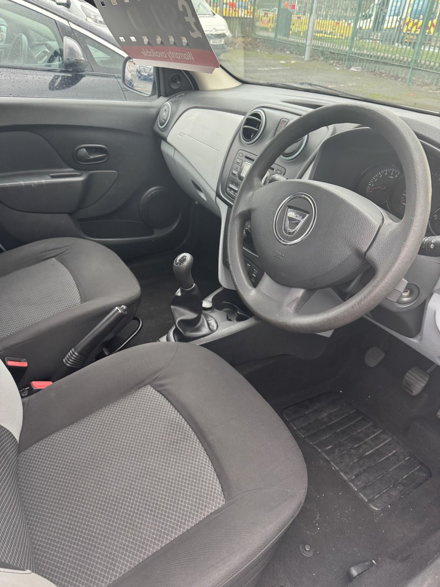 Used Dacia Sandero 2013 for sale - 77409610: Photo 8