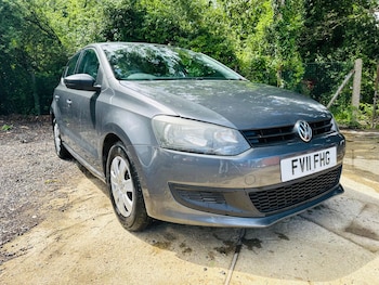 Used Volkswagen Polo 2011 for sale - 79012114: Photo