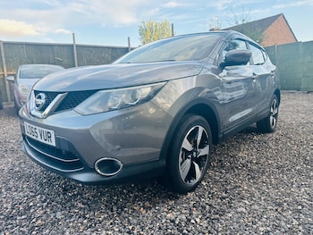 Used Nissan Qashqai 2015 for sale - 79121821: Photo