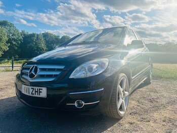 Used Mercedes-Benz B Class 2011 for sale - 79076106: Photo