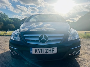 Used Mercedes-Benz B Class 2011 for sale - 79076106: Photo