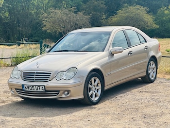 Used Mercedes-Benz C Class 2005 for sale - 79328763: Photo