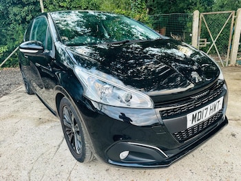Used Peugeot 208 2017 for sale - 79337590: Photo