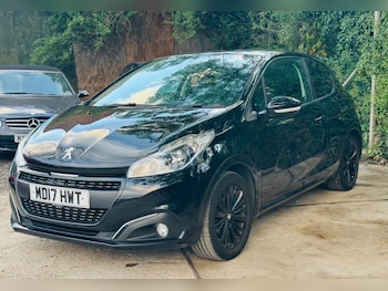 Used Peugeot 208 2017 for sale - 79337590: Photo