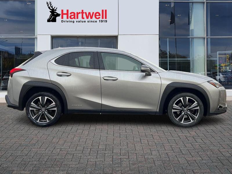 Used Lexus UX 2021 for sale - 76797177: Photo 2