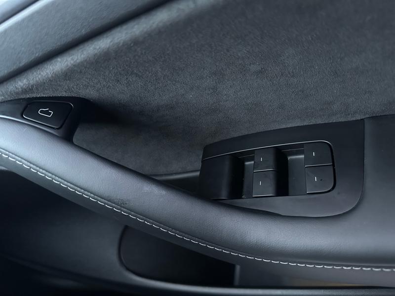 Used Tesla Model 3 2021 for sale - 76730288: Photo 26