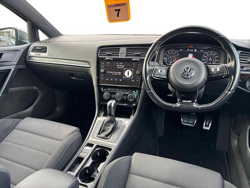 Used Volkswagen Golf 2020 for sale - 77225844: Photo 12