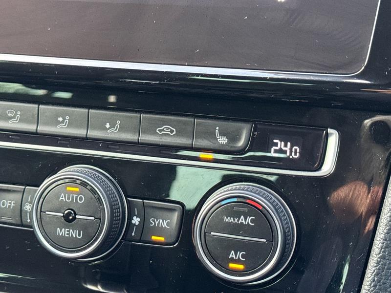 Used Volkswagen Golf 2020 for sale - 77225844: Photo 22