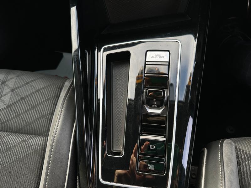 Used Volkswagen Golf 2024 for sale - 76691035: Photo 35