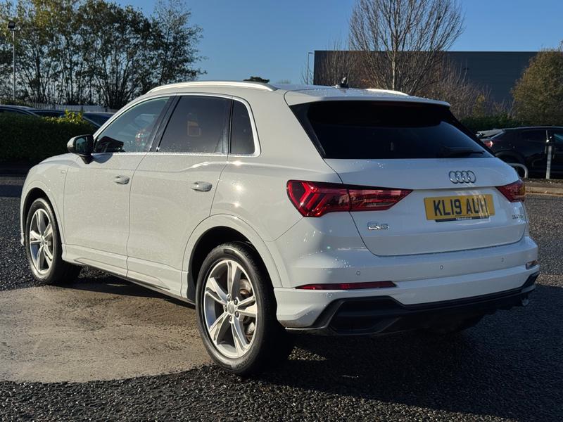 Used Audi Q3 2019 for sale - 76730265: Photo 2