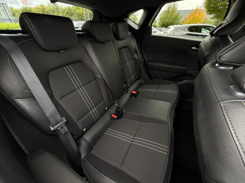 Used Renault Captur 2023 for sale - 76691025: Photo 16