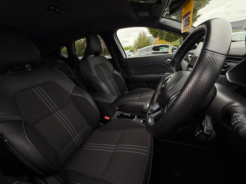 Used Renault Captur 2023 for sale - 76691025: Photo 20