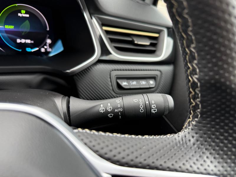 Used Renault Captur 2023 for sale - 76691025: Photo 26