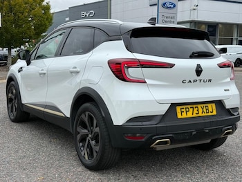 Used Renault Captur 2023 for sale - 76691025: Photo