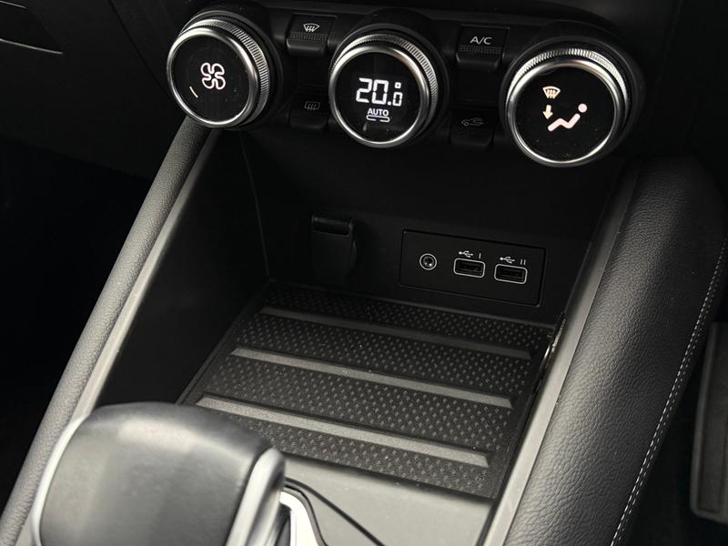 Used Renault Captur 2023 for sale - 76691025: Photo 30