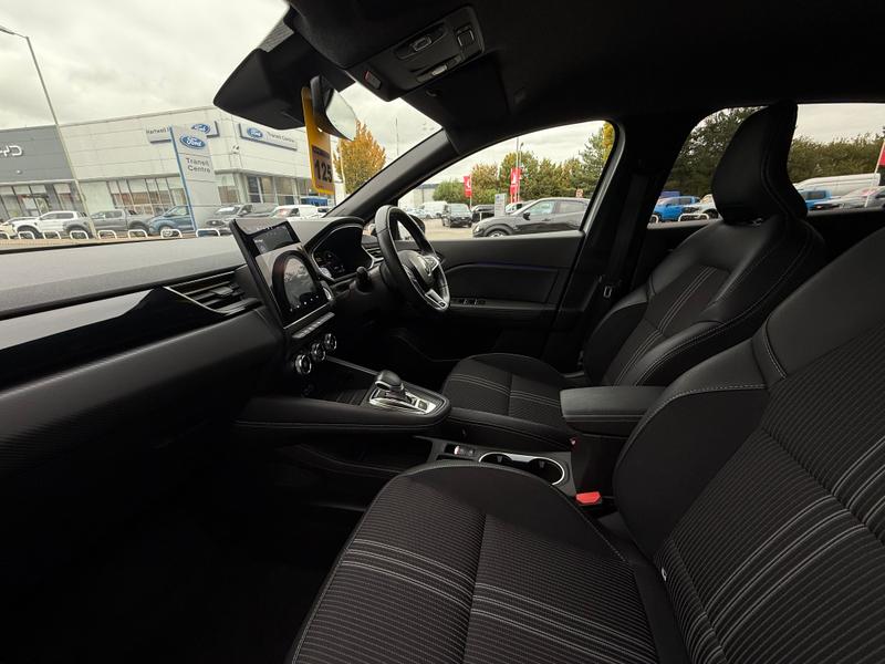 Used Renault Captur 2023 for sale - 76691025: Photo 5