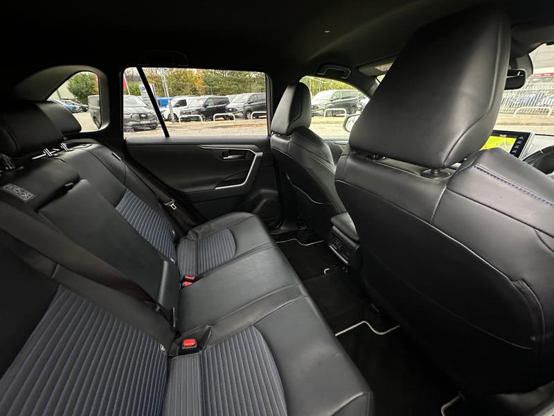 Used Toyota RAV4 2019 for sale - 76691064: Photo 20