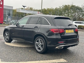 Used Mercedes-Benz GLC 2021 for sale - 76691068: Photo