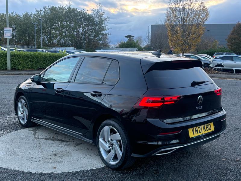Used Volkswagen Golf 2021 for sale - 76691109: Photo 2