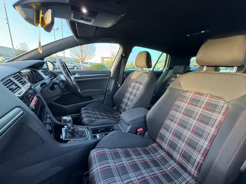 Used Volkswagen Golf 2020 for sale - 76691042: Photo 19