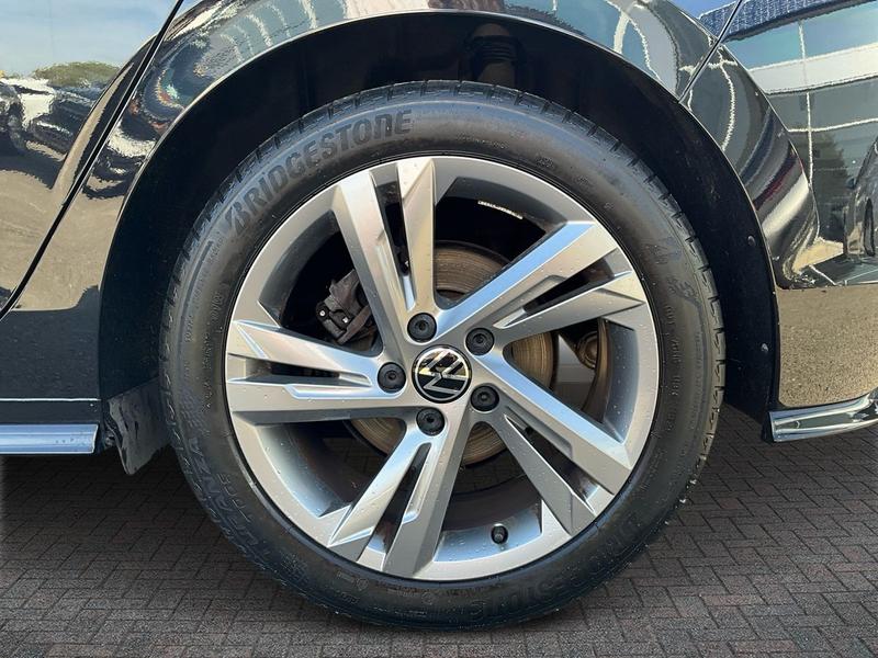 Used Volkswagen Golf 2021 for sale - 76730300: Photo 10