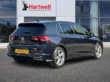 Used Volkswagen Golf 2021 for sale - 76730300: Photo