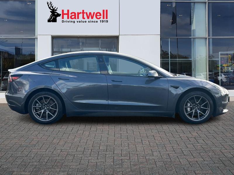 Used Tesla Model 3 2021 for sale - 77354572: Photo 2