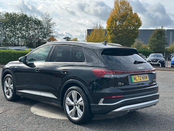 Used Audi Q4 e-tron 2022 for sale - 76691052: Photo