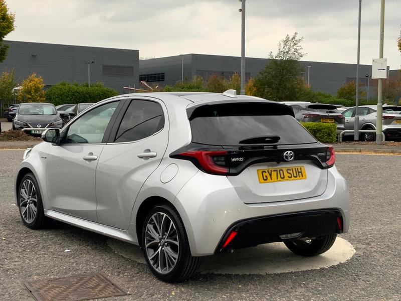 Used Toyota Yaris 2020 for sale - 76691072: Photo 2