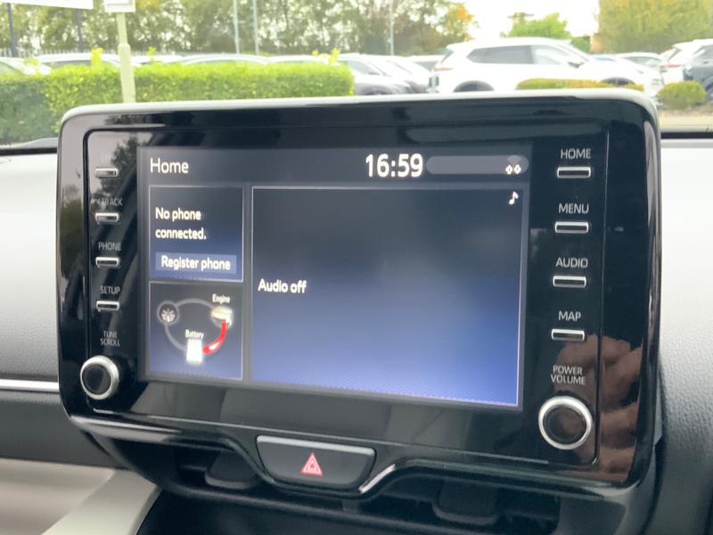 Used Toyota Yaris 2020 for sale - 76691072: Photo 23