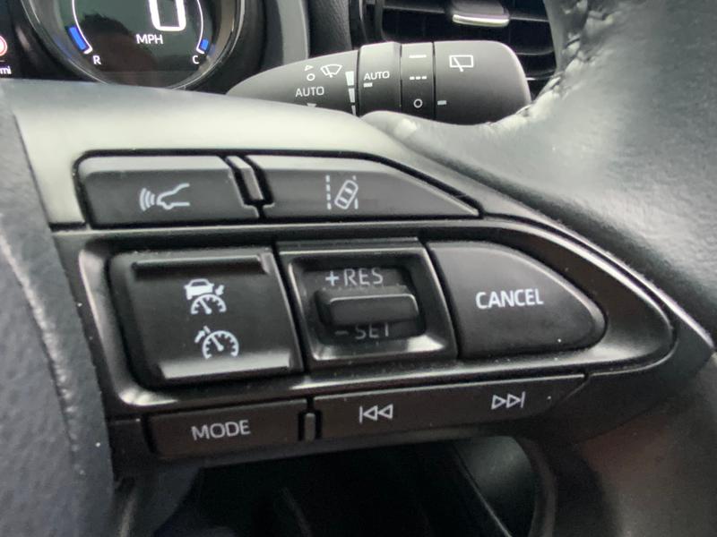 Used Toyota Yaris 2020 for sale - 76691072: Photo 31