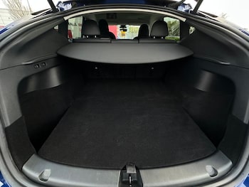 Used Tesla Model Y undefined for sale - 76730281: Photo