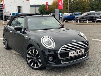 Used MINI Convertible 2019 for sale - 76691099: Photo