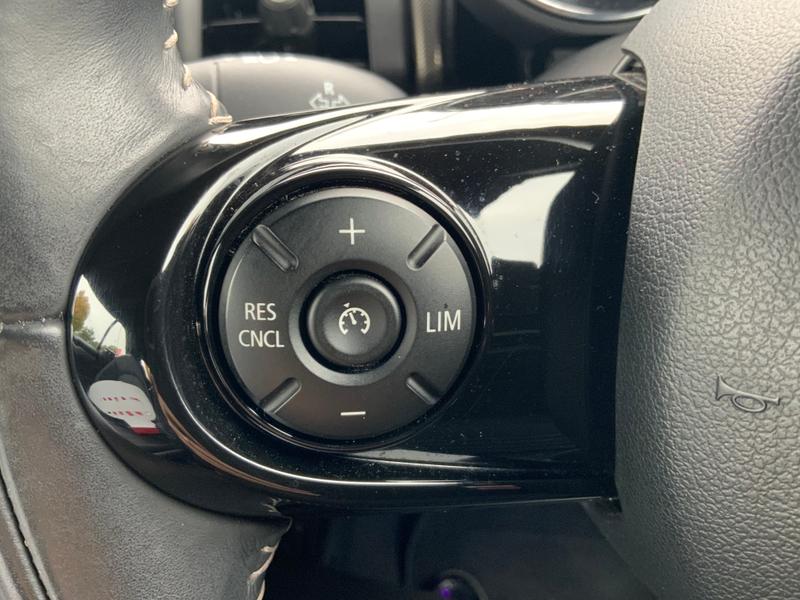 Used MINI Convertible 2019 for sale - 76691099: Photo 23