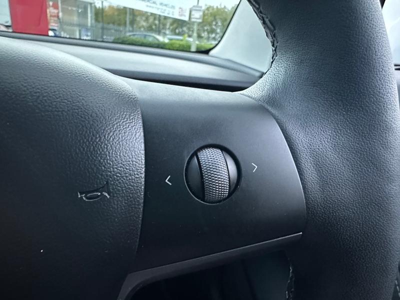 Used Tesla Model 3 2021 for sale - 76691055: Photo 24