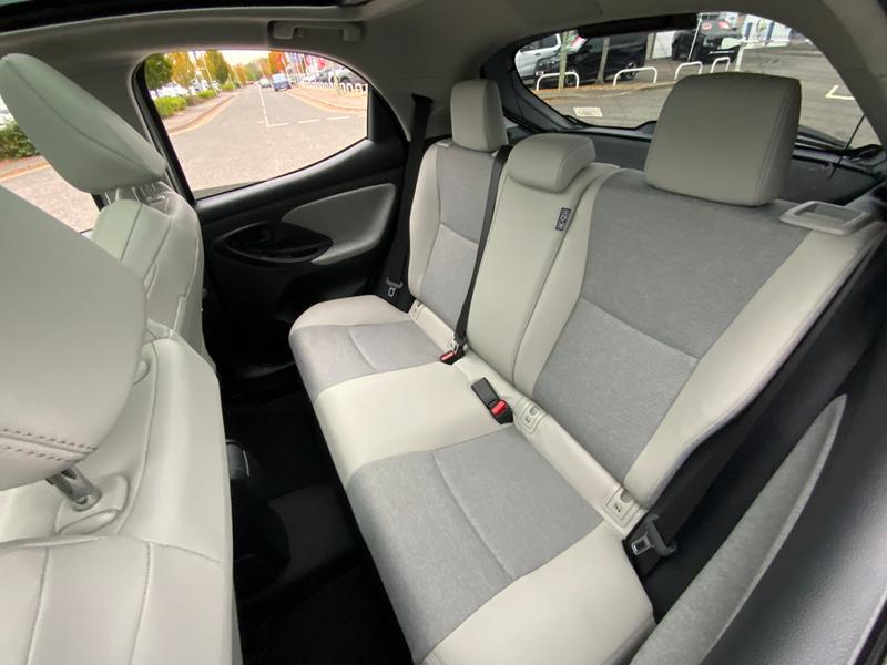 Used Toyota Yaris for sale - 76730351: Photo 19